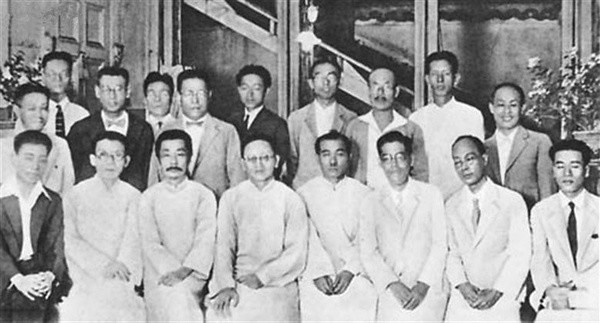 左二起:郁达夫、鲁迅、林语堂.jpg 左二起:郁达夫、鲁迅、林语堂.jpg