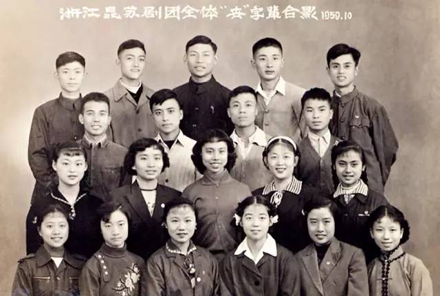 1959年 “世”字辈合影.jpg 1959年 “世”字辈合影.jpg