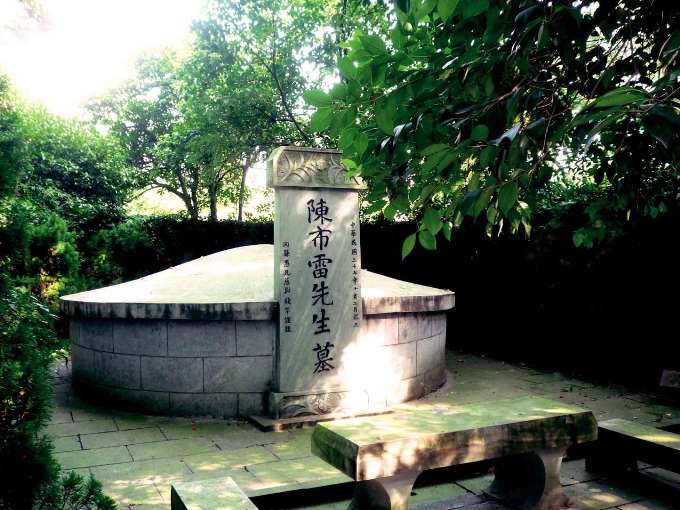 杭州西湖边有座武松墓，《水浒》是虚构的，为何却有武松墓呢？_杭州旅游