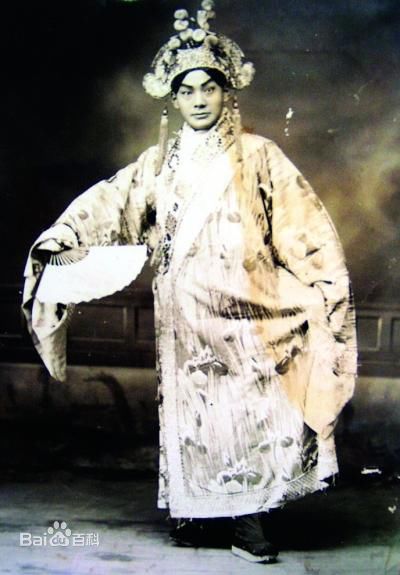 沈和.jpg 沈和.jpg
