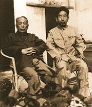 黄源在自家门口与著名作家骆宾基合影.jpg 黄源在自家门口与著名作家骆宾基合影.jpg