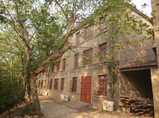 湘湖师范学校定山校址教学楼.jpg 湘湖师范学校定山校址教学楼.jpg