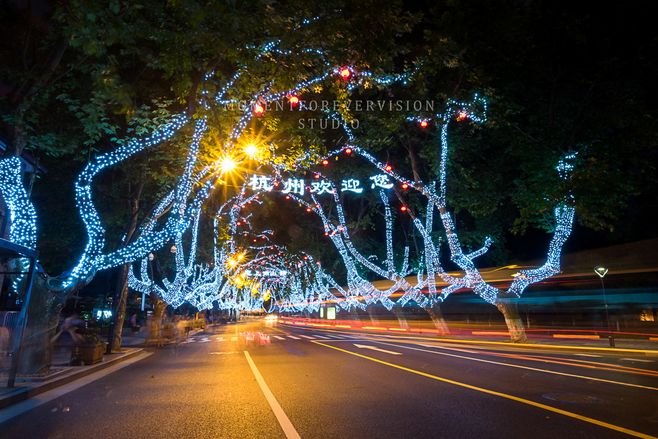 南山路夜景.jpg 南山路夜景.jpg