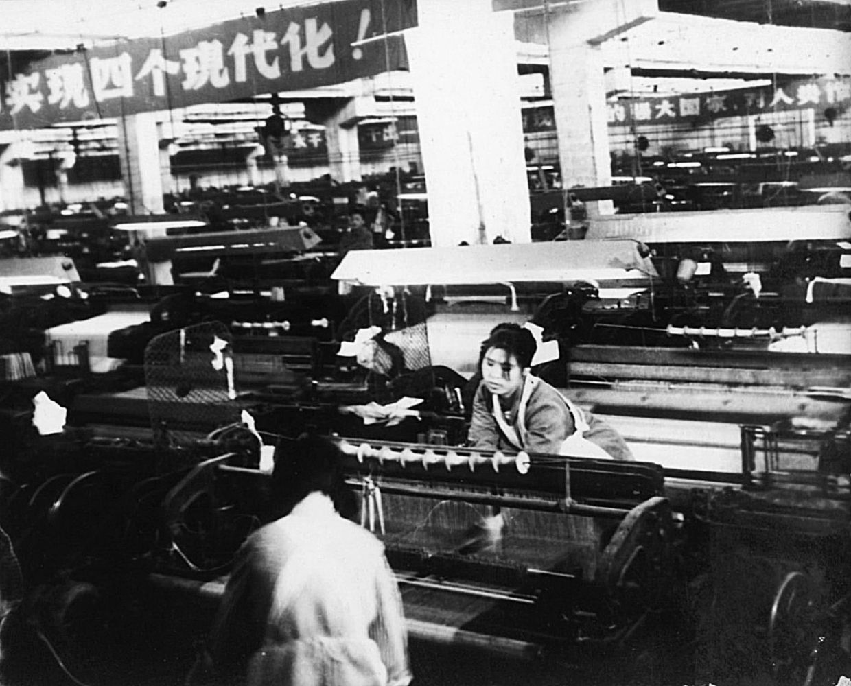 杭丝联织造车间.jpg 杭丝联织造车间.jpg