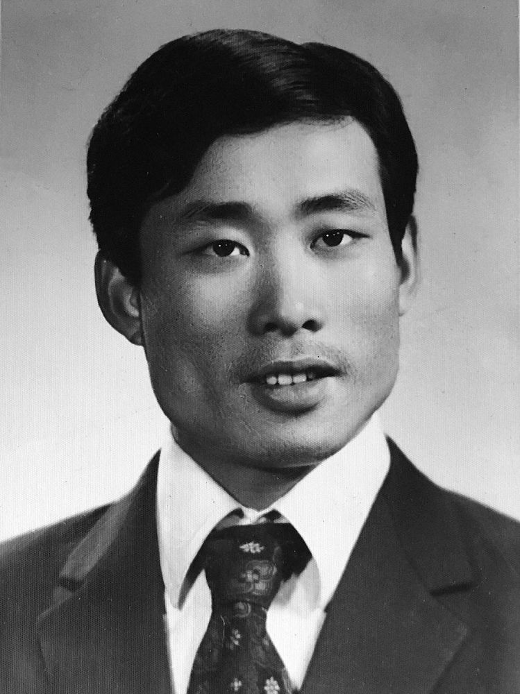 年轻时的黄根耀.jpg 年轻时的黄根耀.jpg