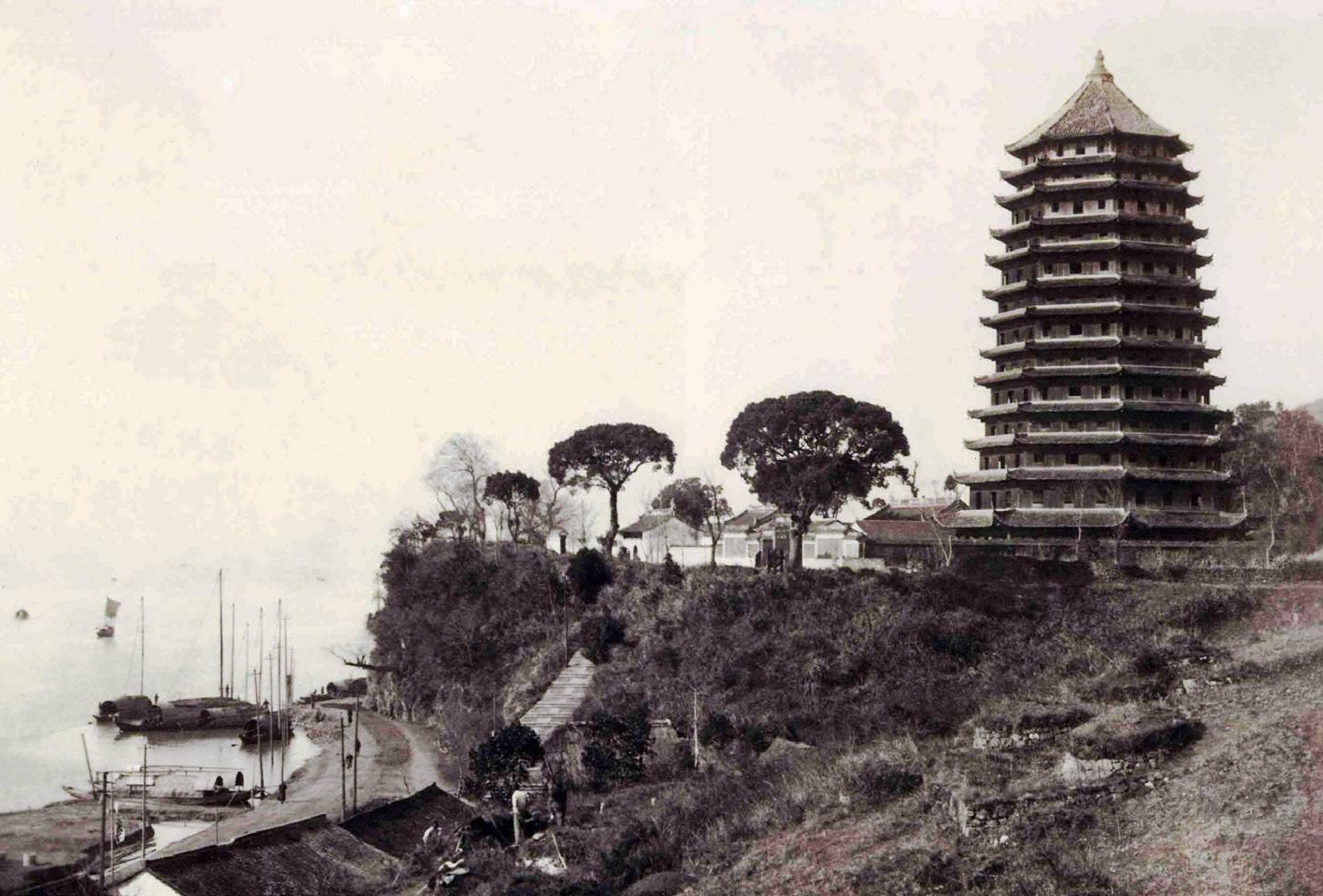 六和塔(老照片).jpg 六和塔(老照片).jpg