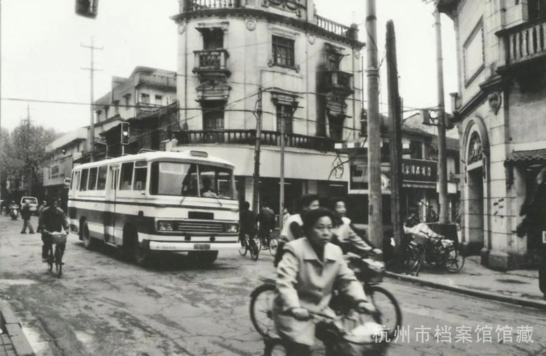 微信图片_20220810101626.jpg 微信图片_20220810101626.jpg