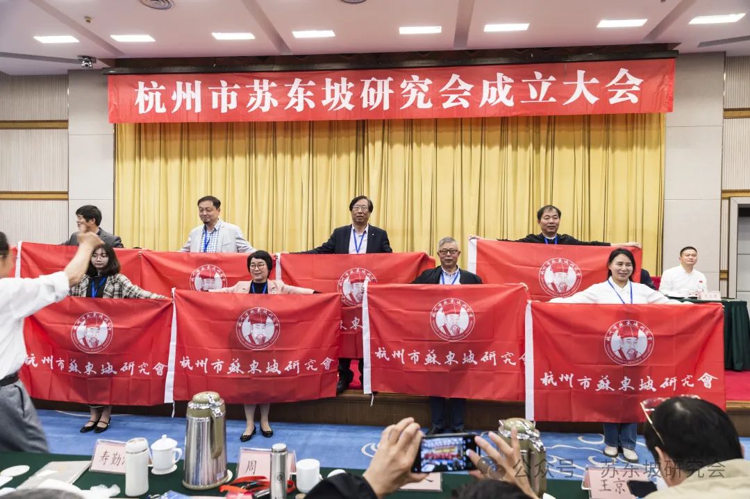 微信图片_20240430145353.jpg 微信图片_20240430145353.jpg